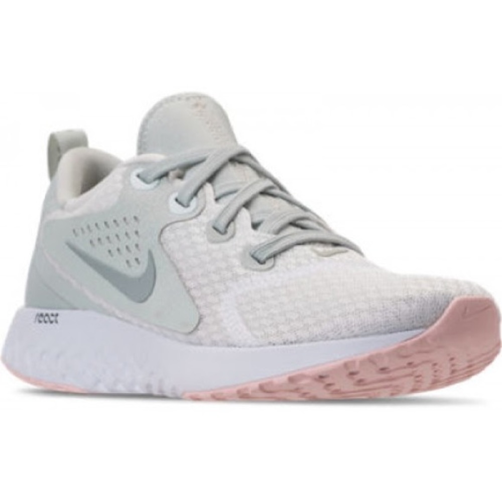 NWT Nike Women Running Shoes